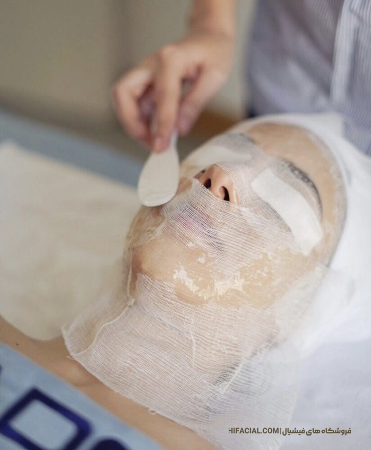 ماسک اولترا ولوت طلا اکلادو